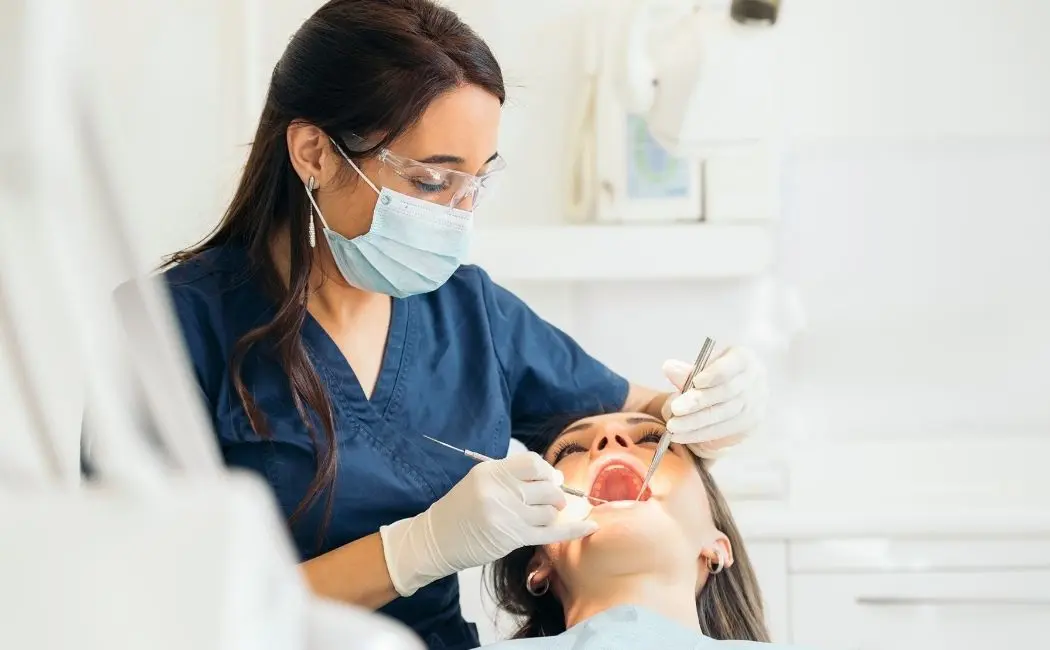 Naprawa zębów – jak się za to zabrać?