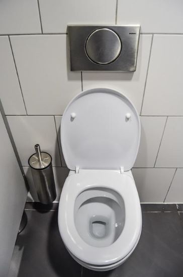 Przenośna toaleta – nie tylko standardowe WC!