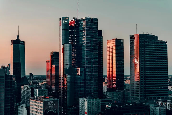 Dlaczego standard techniczny ma znaczenie w budynkach biurowych