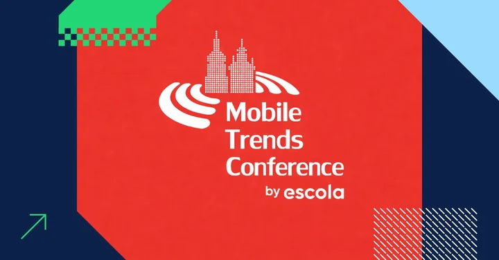 Grafika konferencji Mobile Trends Conference by escola na czerwonym tle z białym logo i sylwetką miasta.