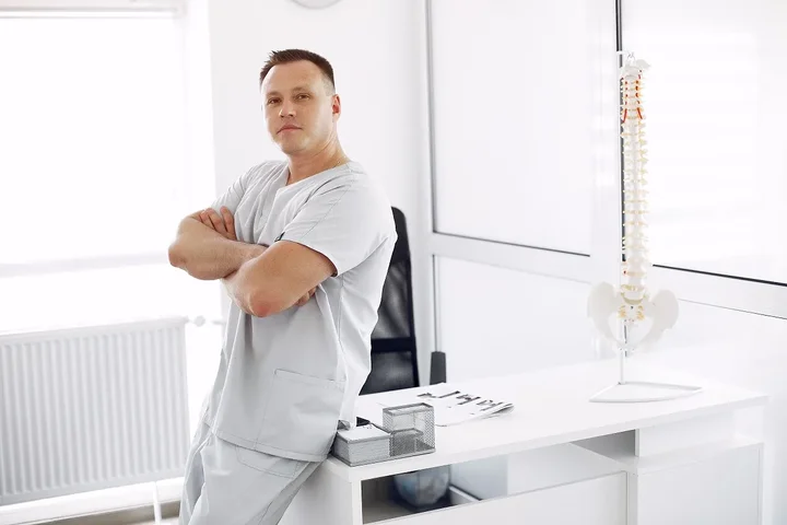 Jak przygotować się do wizyty u ortopedy? Praktyczne wskazówki