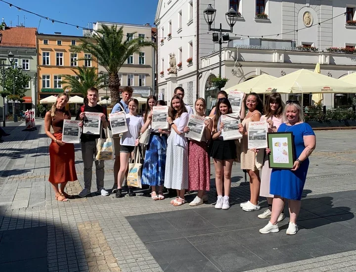 Młodzi z Gliwic przygotowali gazetę o mieście za 70 lat