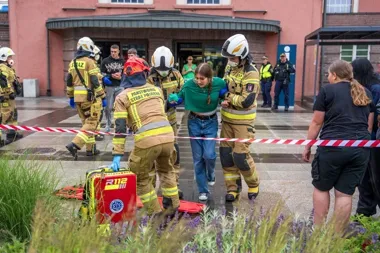 Syrena i plecak ewakuacyjny. W Ostropie będzie lekcja bezpieczeństwa