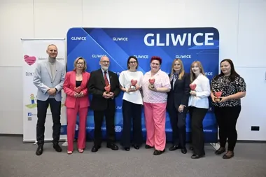 Wdzięczność zamiast oficjalności. W Gliwicach uhonorowano rodziny zastępcze