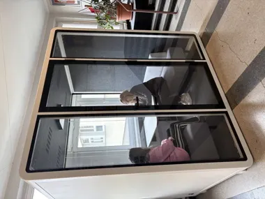 Cisza zamiast szkolnego zgiełku – nowa kabina trafiła do szkoły na Trynku