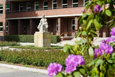 W Gliwicach działa pierwsza w Polsce poradnia radioterapii chorób nienowotworowych