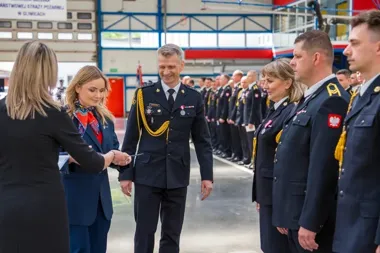 Strażacy odebrali awanse po roku pełnym alarmów i wyjazdów