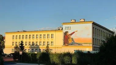 Murale przy szkołach łączą sztukę z lekcją ekologii i historii Gliwic