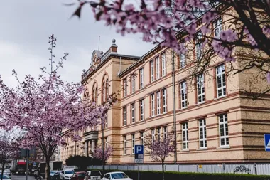 Dobrostan psychiczny i przeboje dawnych dancingów w Gliwicach