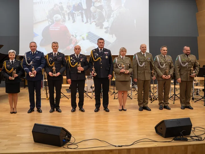W Gliwicach wyróżniono osoby wspierające wojskową administrację
