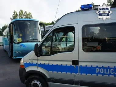 W Gliwicach policja sprawdzi autokary jeszcze przed wakacyjnymi wyjazdami