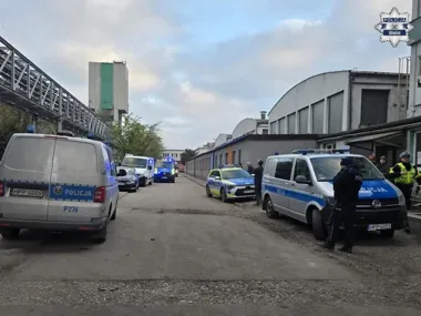 Osiem osób wspięło się na 55-metrową wieżę - kopalnia w Knurowie stanęła