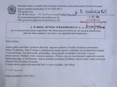 Przy opadającej rogatce kierowca trafił na pomoc, nie na chłód procedur