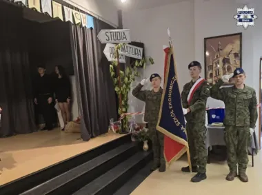 Maturalny finał w Gliwicach - policjanci wyróżnili przyszłych kadetów