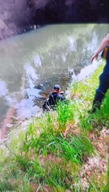 Na brzegu Kłodnicy siedział mężczyzna - strażnicy zareagowali w porę