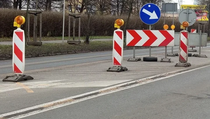 Drogowa ofensywa po zimie – prace na DK 88, ul. Rekreacyjnej i w kilku lokalizacjach