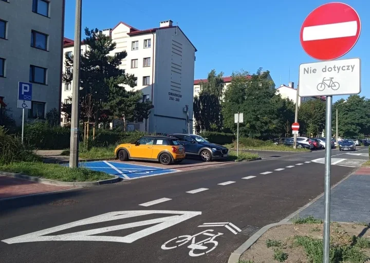 Rowerzyści pojadą pod prąd na Gwarków. Wprowadzono też Tempo 30
