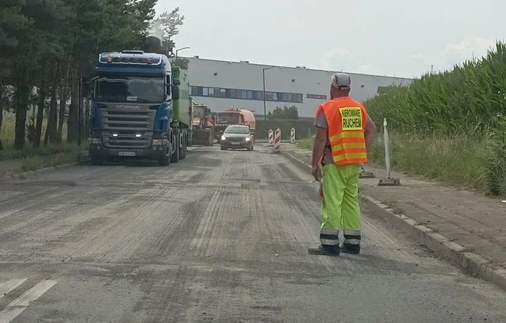 Przedwiosenny serwis dróg w Gliwicach – ekipy naprawiają kolejne ubytki po zimie