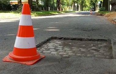 Drogowcy naprawiają jezdnie i chodniki w wielu punktach Gliwic