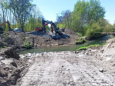 Stary most w Sośnicy zniknął. Nowa przeprawa ma być gotowa w 2027 roku