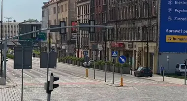 Zwężenie na Zwycięstwa – weekendowe prace przy skrzyżowaniu z Bohaterów Getta Warszawskiego