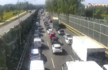 Wszystkie pasy zablokowane na węźle DTŚ i A1. Kierowców czekają korki