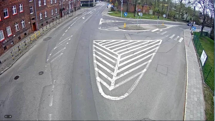 Na Sikorskiego i Wielickiej sygnalizacja przeszła na żółte pulsujące światło